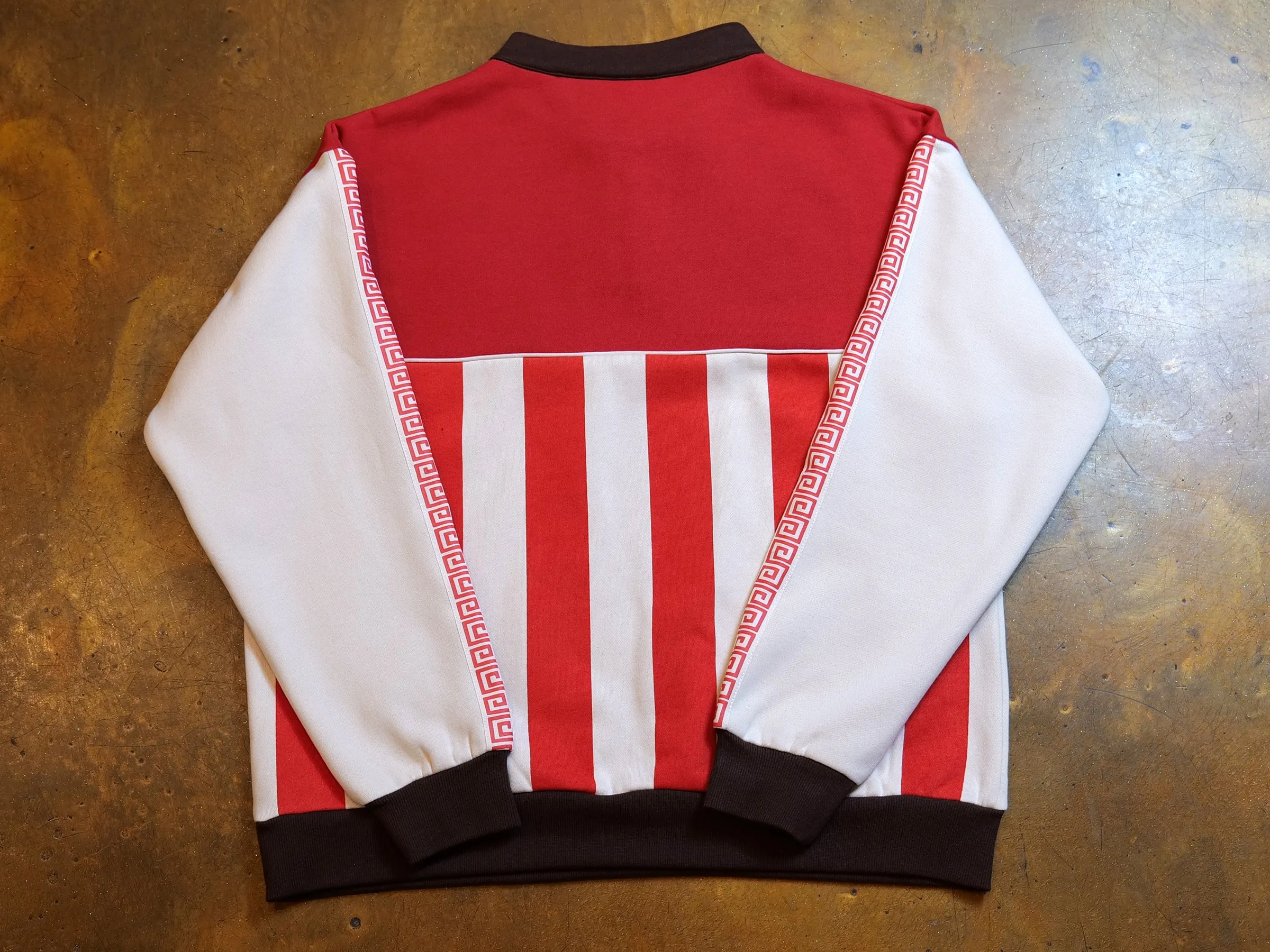 Brave Crewneck Jumper  - Red / Brown