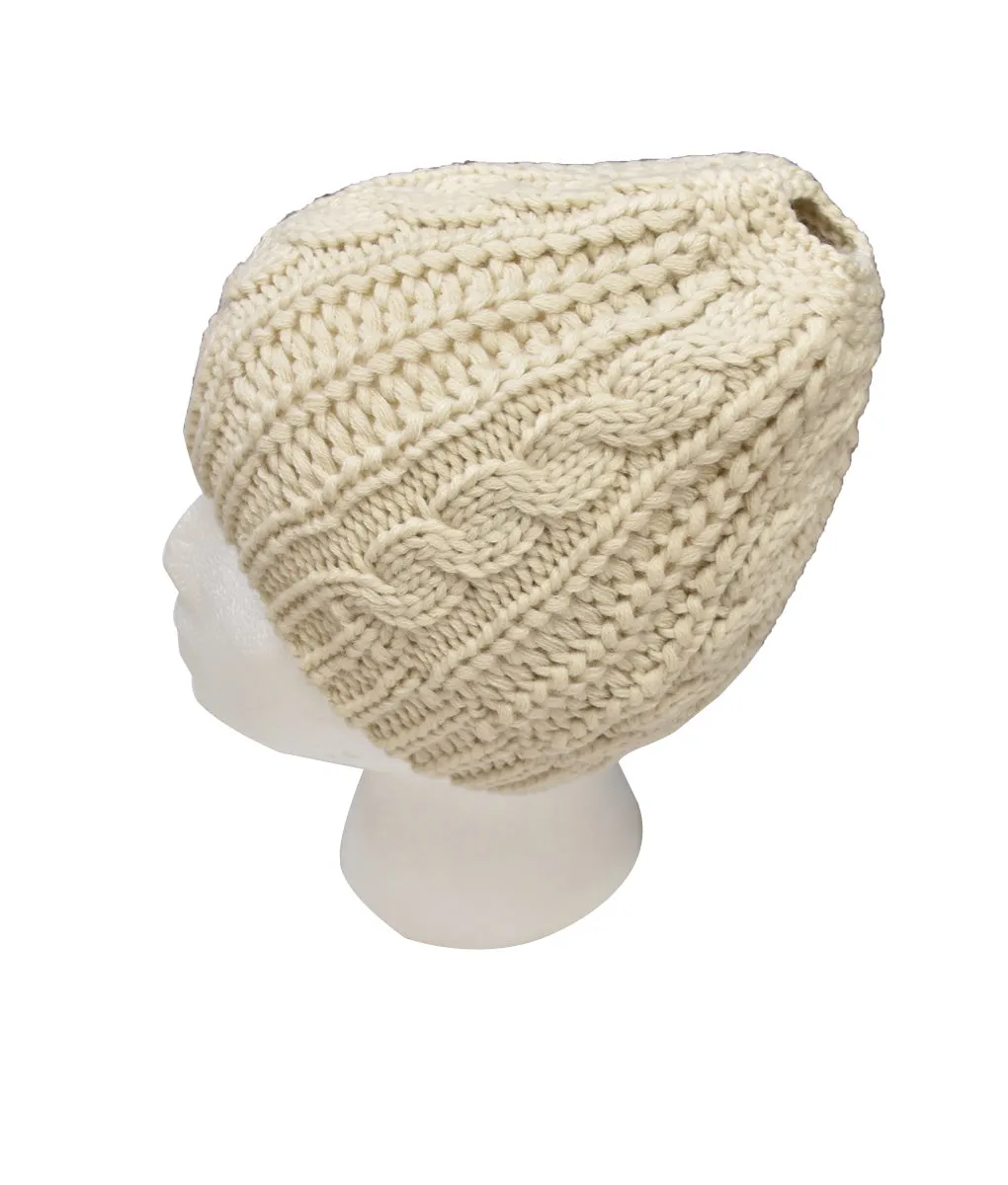 CABLEKNIT BEANIE WITH PONY HOLE