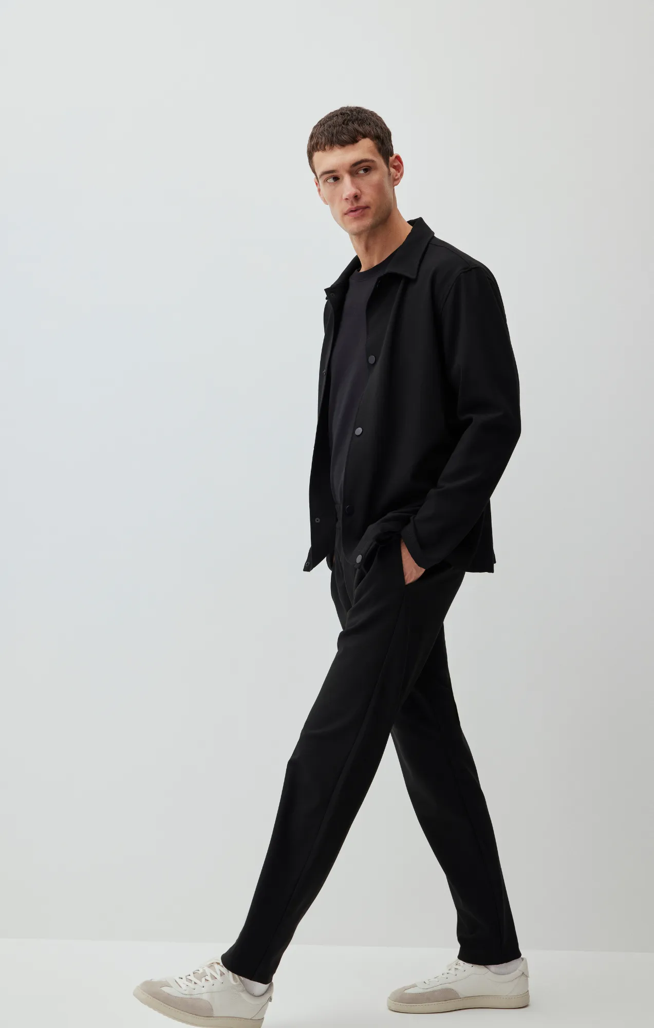 DRESS PANTS IN BLACK