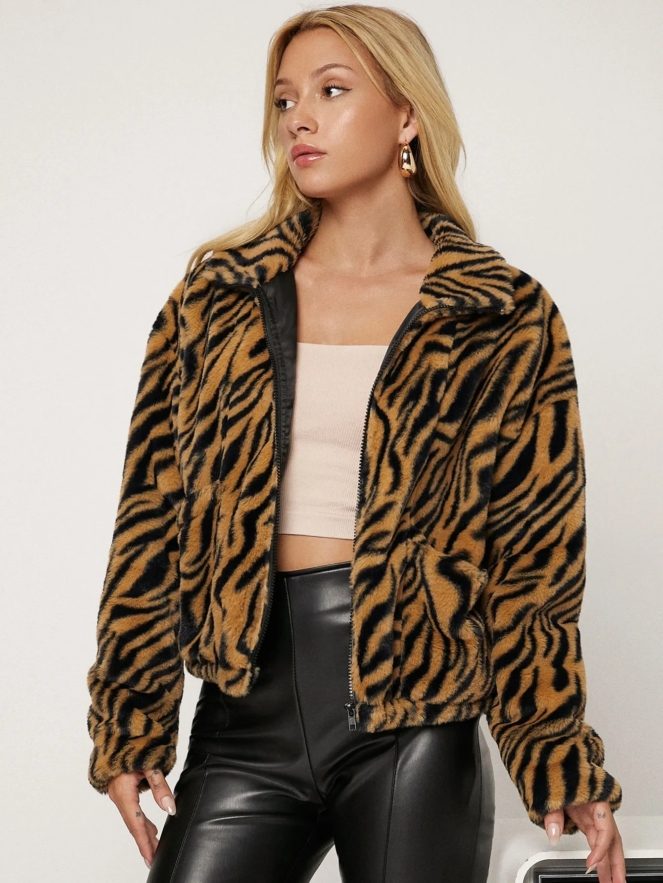 Glamorous Striped Zipper Long Sleeve Collar Regular Women Faux Fur Coat