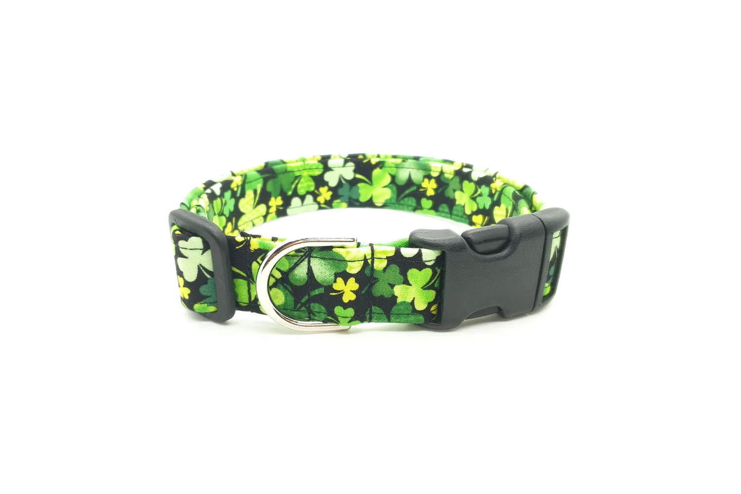 Green Shamrock St. Patrick's Day Dog Collar