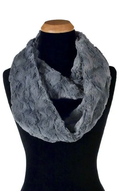 Infinity Scarf - Cuddly Faux Furs