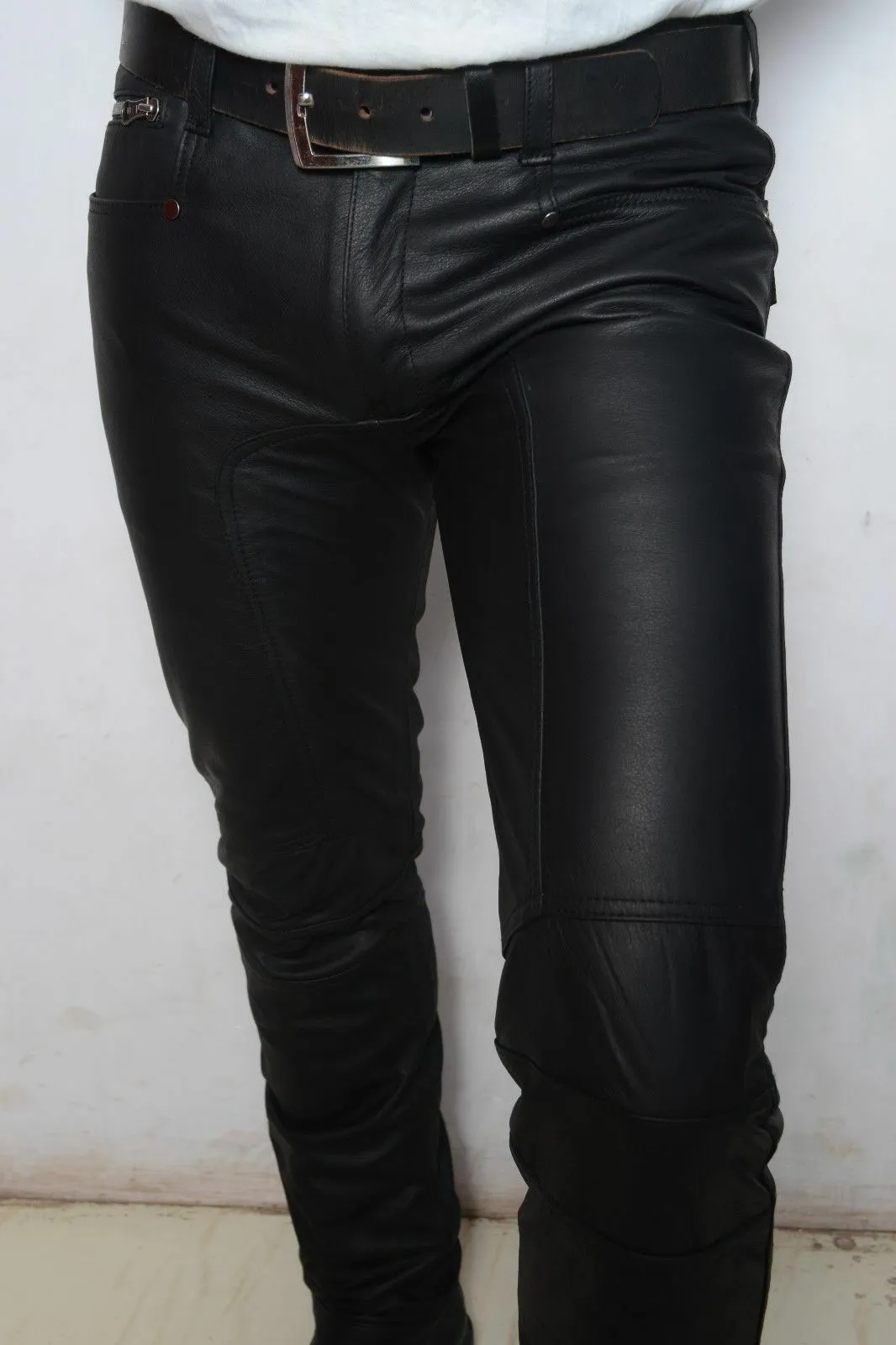 Men's Slim Fit Zippered Cuffs Leather Pants MP32