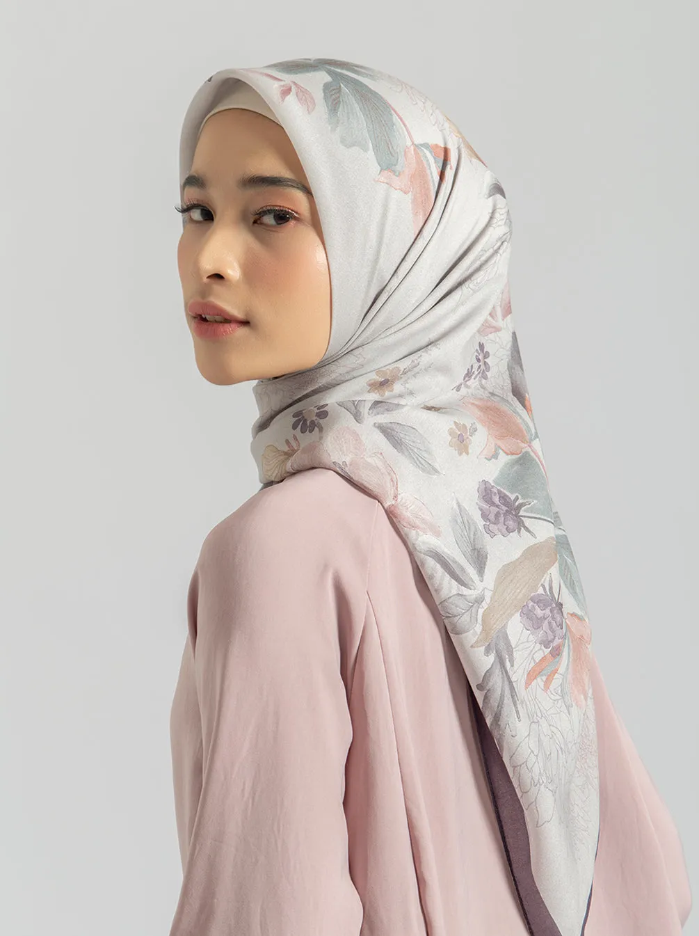 NIRALY SCARF CLOUDY