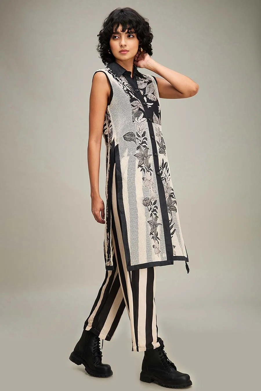 Off-White & Black Ahyana Applique Tunic & Pant Set