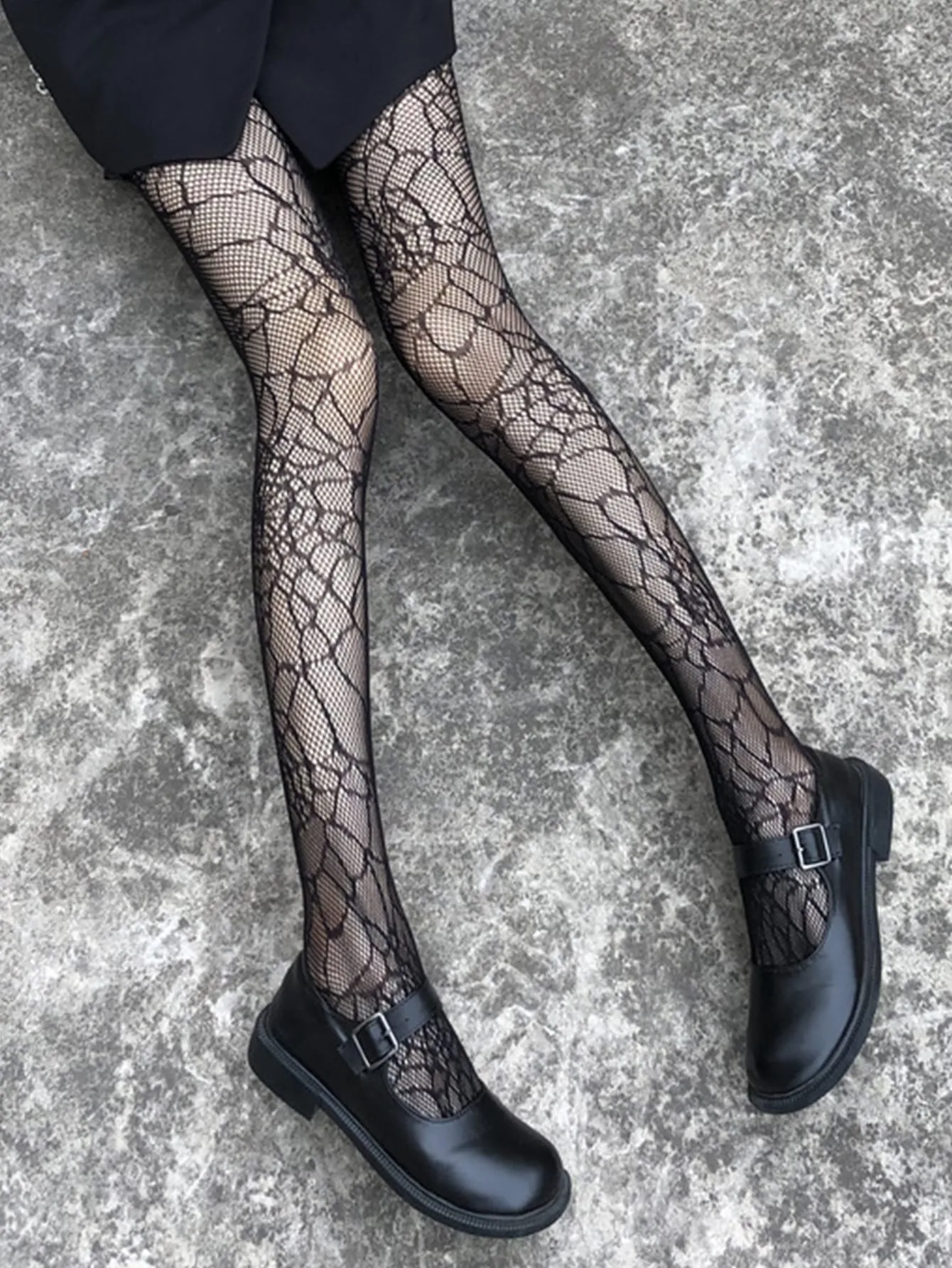 SHEIN Spiderweb Pattern Fishnet Tights