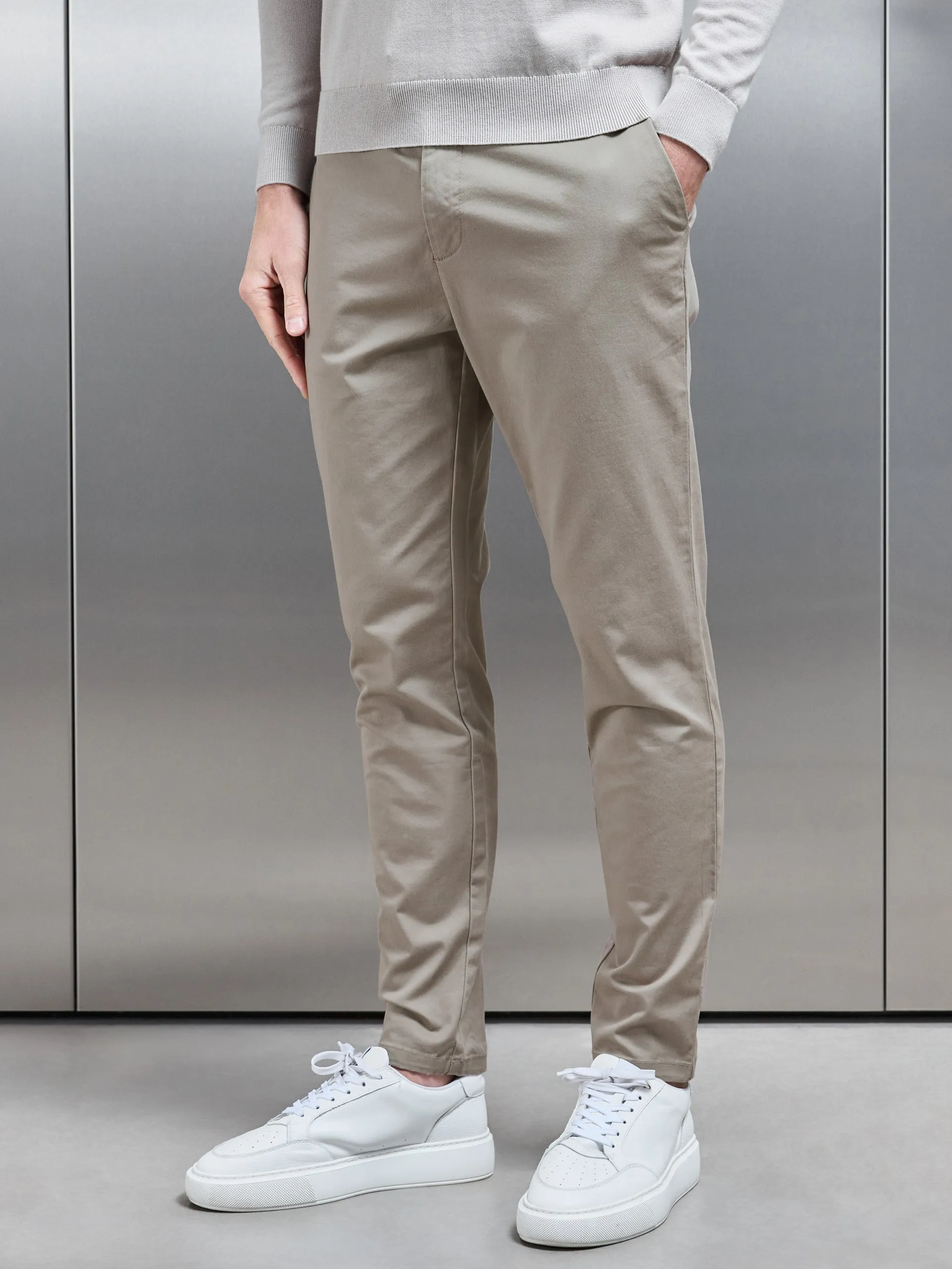 Tailored Chino Trouser in Taupe