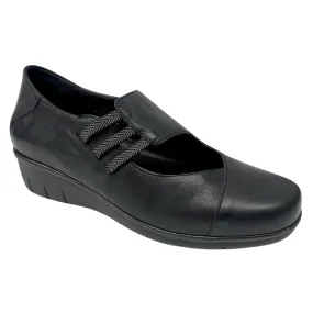 Valeria's Maddy Black Wedge Slip-On (Women's)