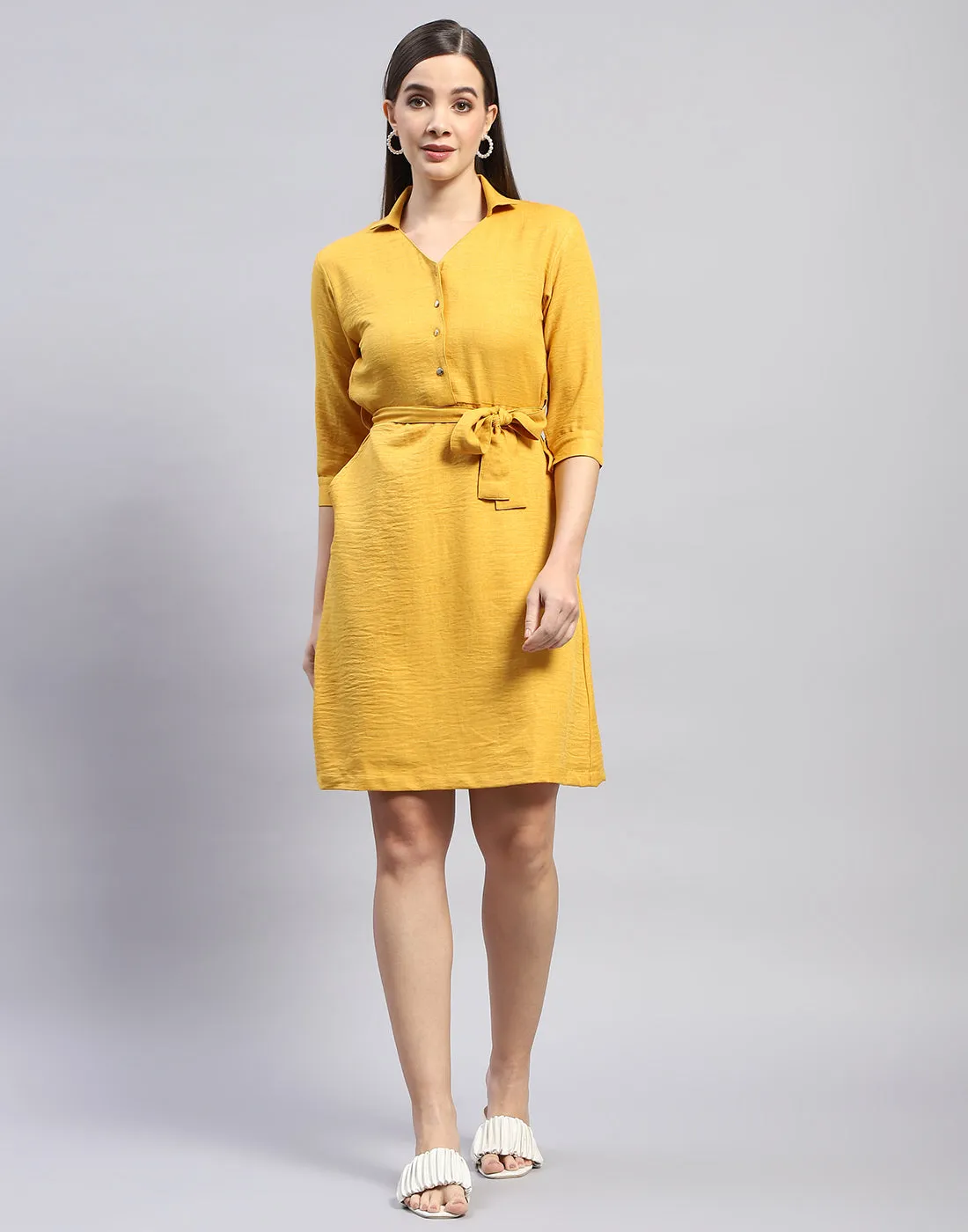 Women Yellow Solid Collar 3/4 Sleeve Tunic